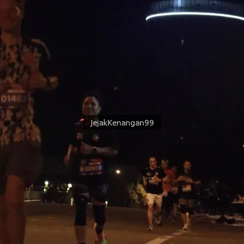 Runner Photo 3683643