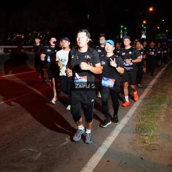 Runner Photo 3683717