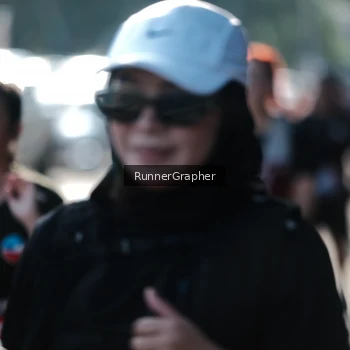 Runner Photo 3683746