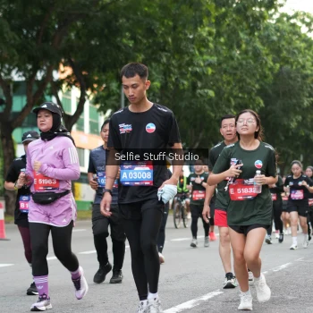 Runner Photo 3683785