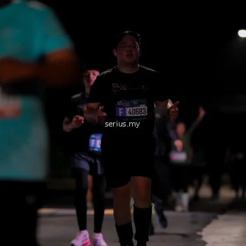 Runner Photo 3683798