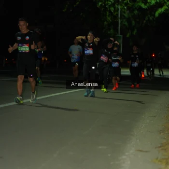 Runner Photo 3683813