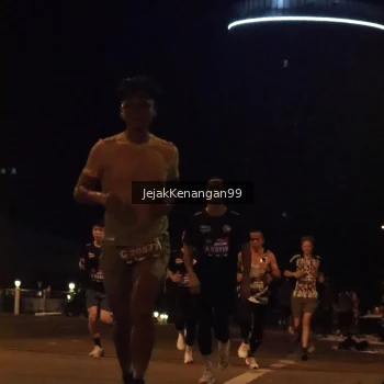 Runner Photo 3683822