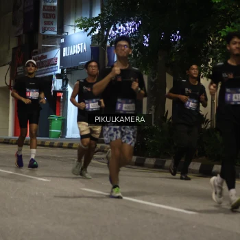 Runner Photo 3683824