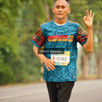 Runner Photo 3683830