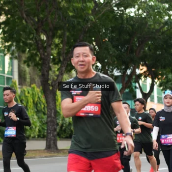 Runner Photo 3683831