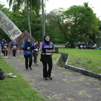 Runner Photo 3683875