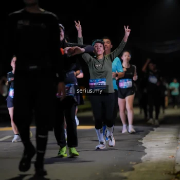 Runner Photo 3683876