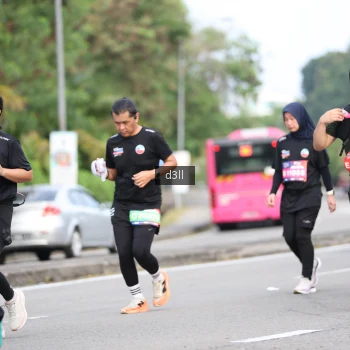Runner Photo 3683881