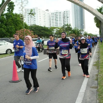 Runner Photo 3683917