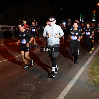 Runner Photo 3683921