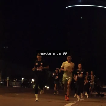 Runner Photo 3683941
