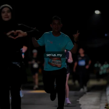 Runner Photo 3683943