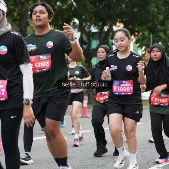 Runner Photo 3683973