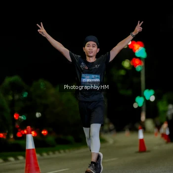 Runner Photo 3683977