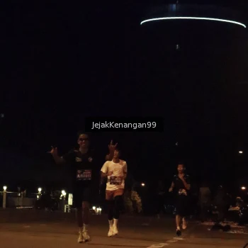 Runner Photo 3683984