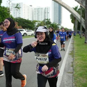 Runner Photo 3683994