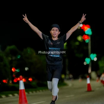 Runner Photo 3683998