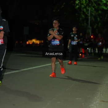 Runner Photo 3684025