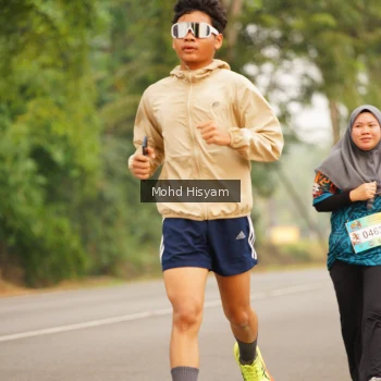 Runner Photo 3684059