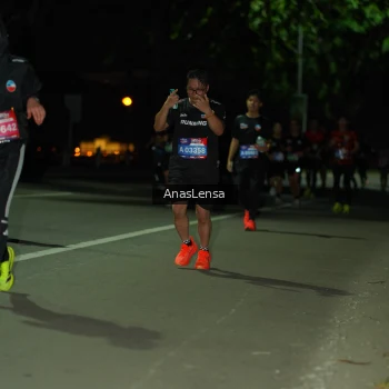 Runner Photo 3684077