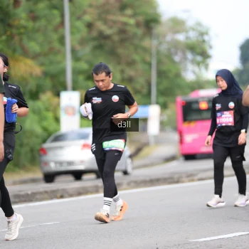Runner Photo 3684092