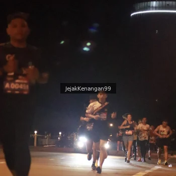Runner Photo 3684127