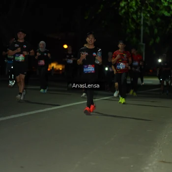 Runner Photo 3684136