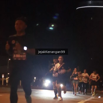Runner Photo 3684142