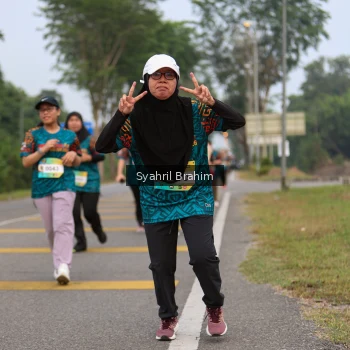 Runner Photo 3684175