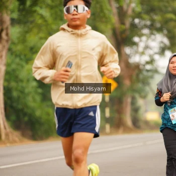 Runner Photo 3684193