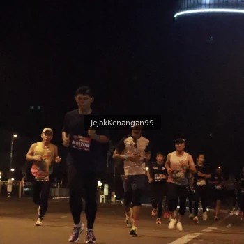 Runner Photo 3684264