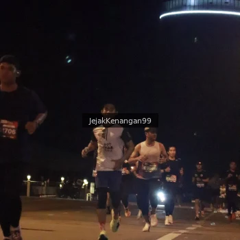 Runner Photo 3684268