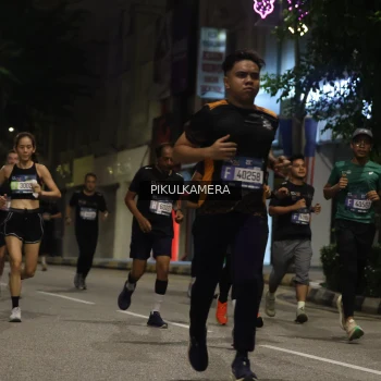 Runner Photo 3684285