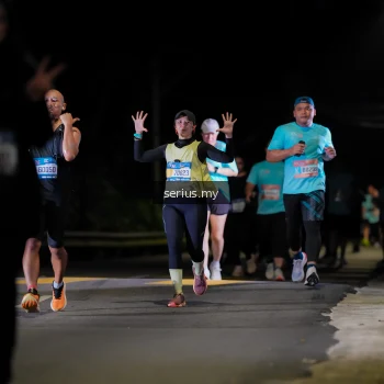Runner Photo 3684354