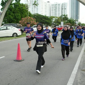 Runner Photo 3684366