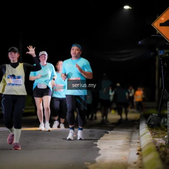 Runner Photo 3684376