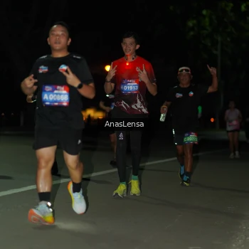Runner Photo 3684389