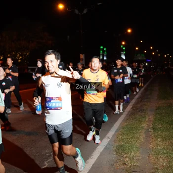 Runner Photo 3684396