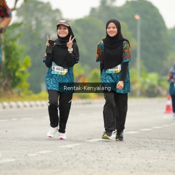 Runner Photo 3684405