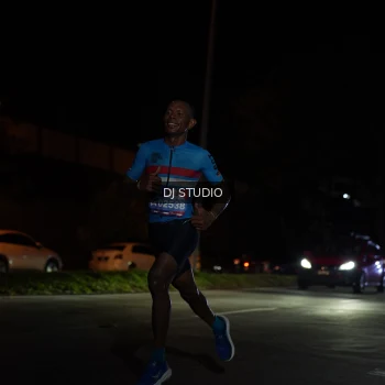 Runner Photo 3684408