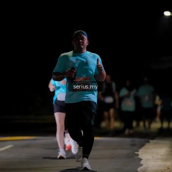 Runner Photo 3684445