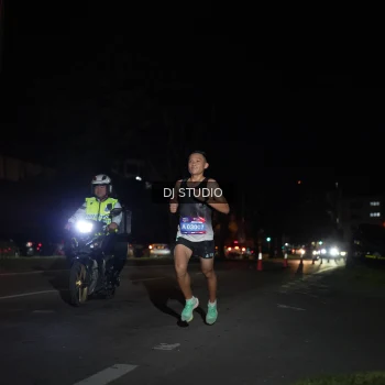 Runner Photo 3684451