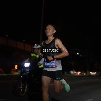 Runner Photo 3684502
