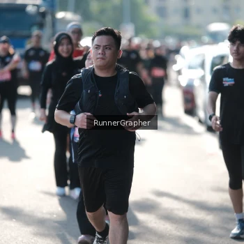 Runner Photo 3684540