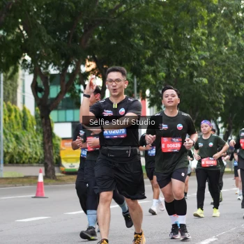 Runner Photo 3684543