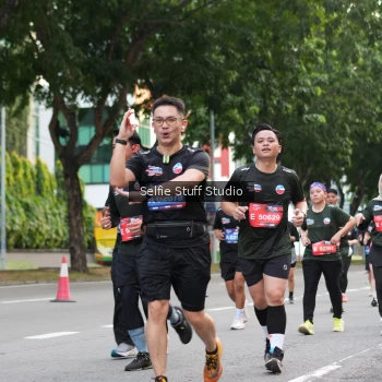 Runner Photo 3684555