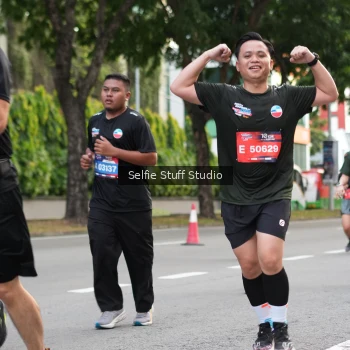 Runner Photo 3684594