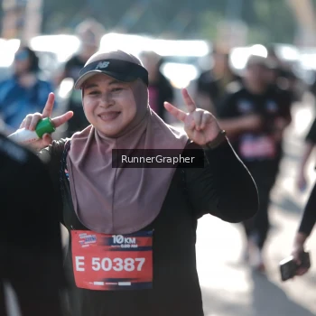 Runner Photo 3684619