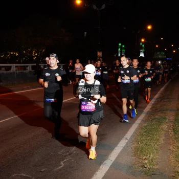 Runner Photo 3684696